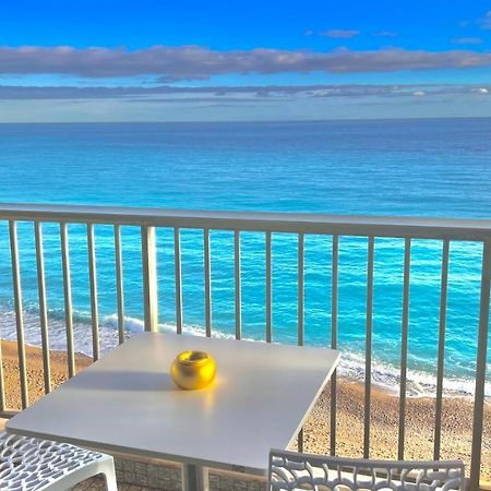 Seaviews By Jenni Menton, La Suite, Superbe Front De Mer, Top Emplacement Avec Terrasse Et Parking! Extérieur photo