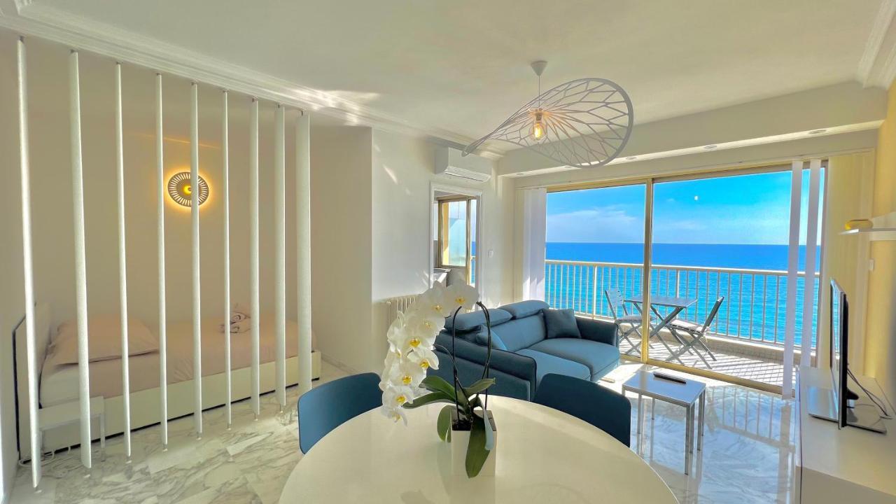 Seaviews By Jenni Menton, La Suite, Superbe Front De Mer, Top Emplacement Avec Terrasse Et Parking! Extérieur photo