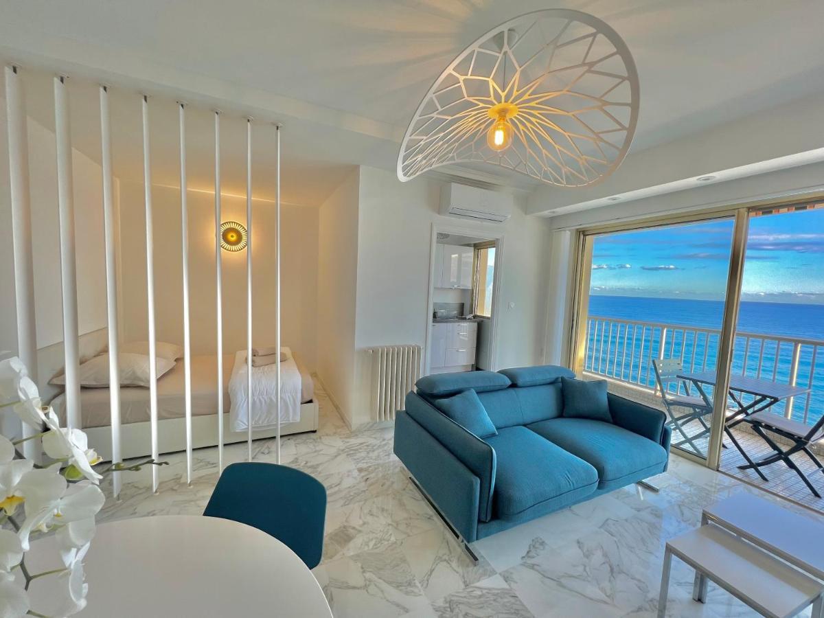 Seaviews By Jenni Menton, La Suite, Superbe Front De Mer, Top Emplacement Avec Terrasse Et Parking! Extérieur photo