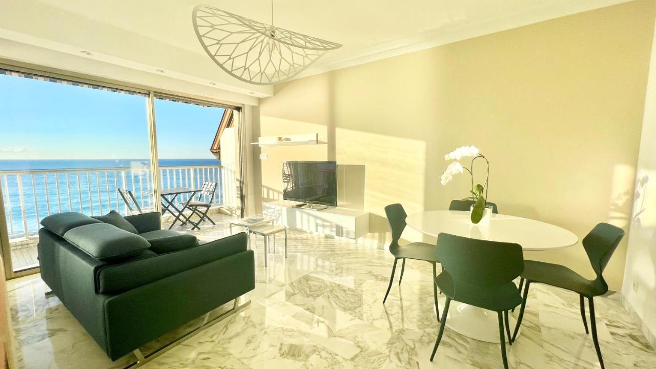 Seaviews By Jenni Menton, La Suite, Superbe Front De Mer, Top Emplacement Avec Terrasse Et Parking! Extérieur photo